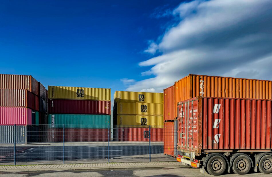 shipping containers of import export products