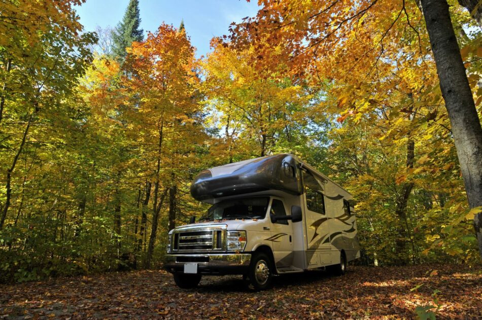 roadtrip with motorhome in Indian summer Ontario Canada
