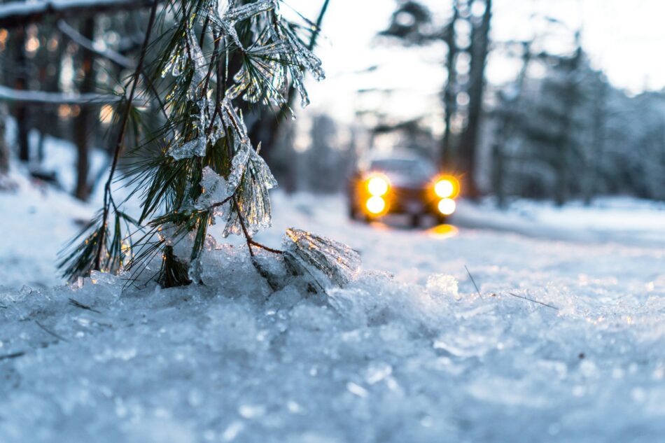 Car driving in the winter